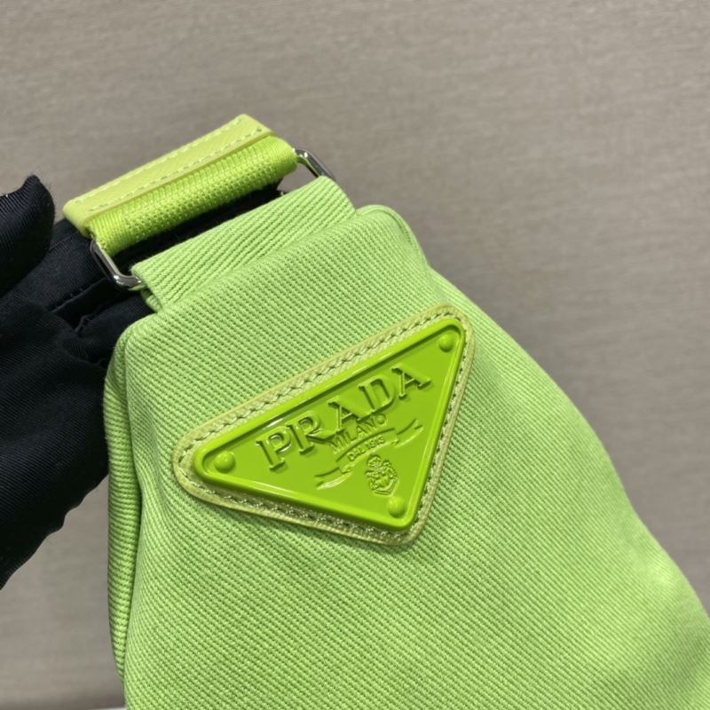 Pra*a triangle pouch